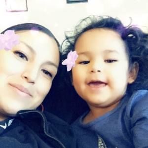 Meet your Posher, Stia marie